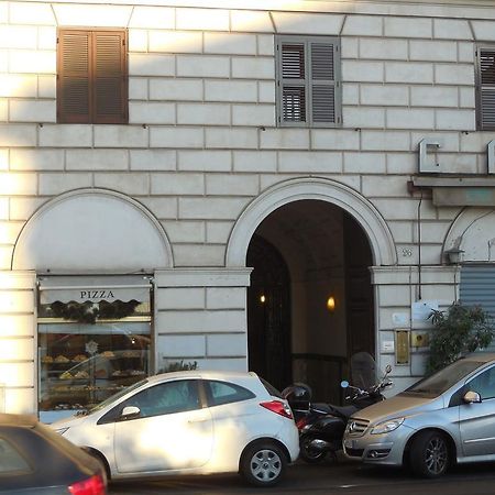 Laterani Suite Рим Екстер'єр фото