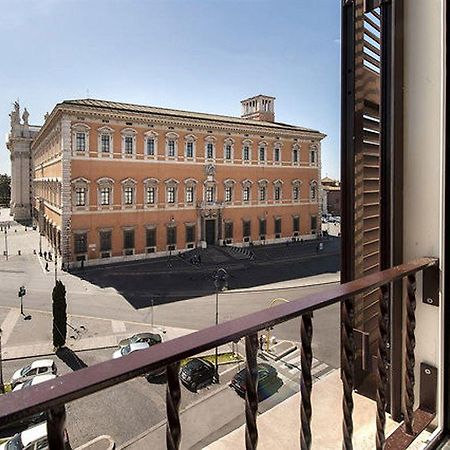 Laterani Suite Рим Екстер'єр фото