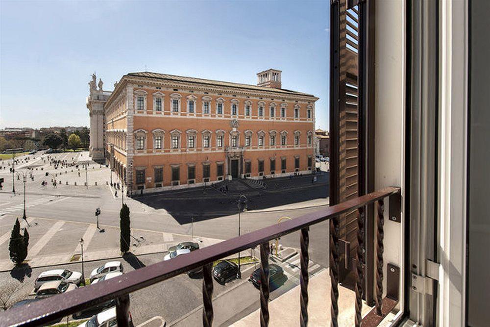 Laterani Suite Рим Екстер'єр фото