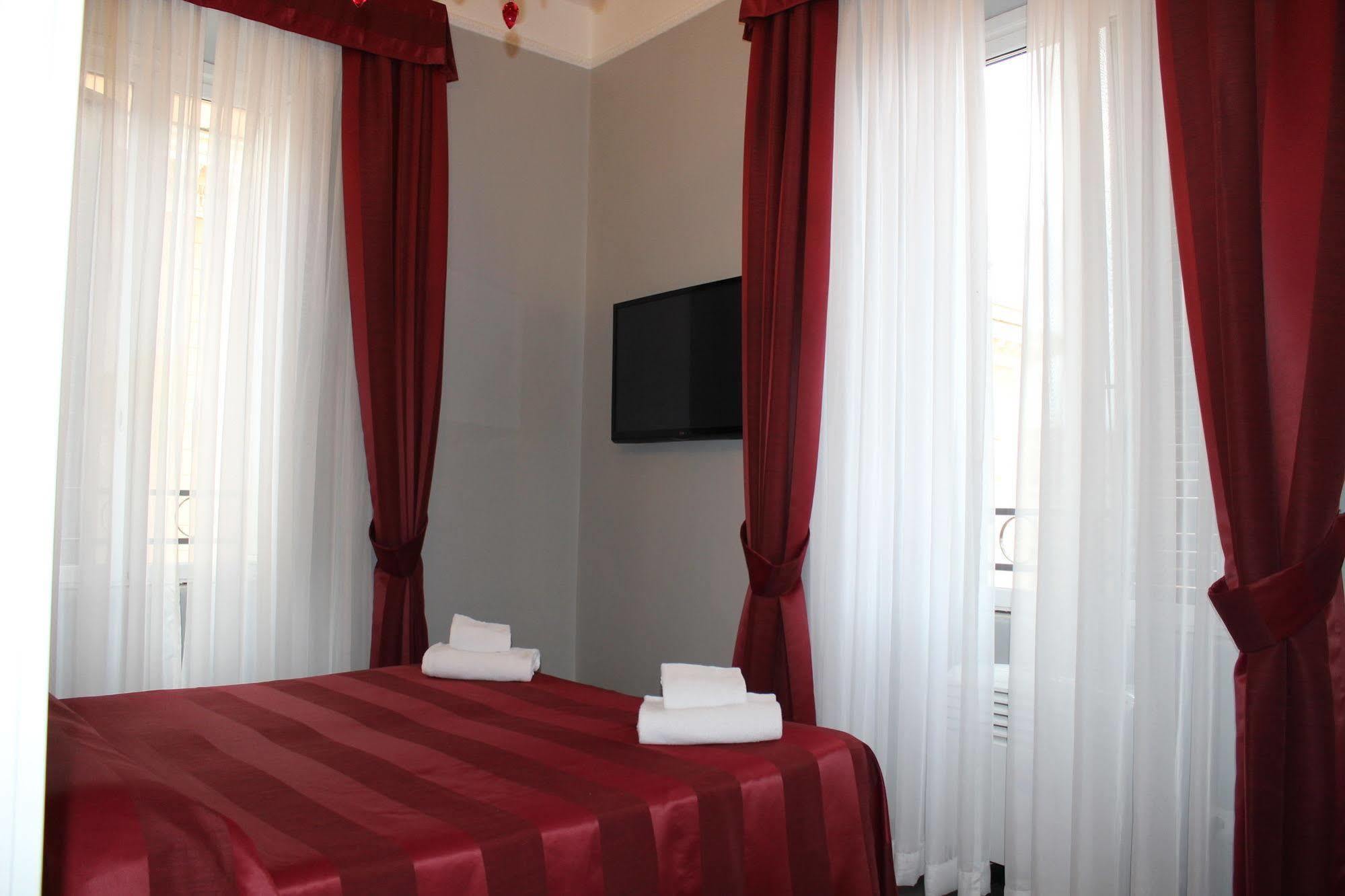 Laterani Suite Рим Екстер'єр фото