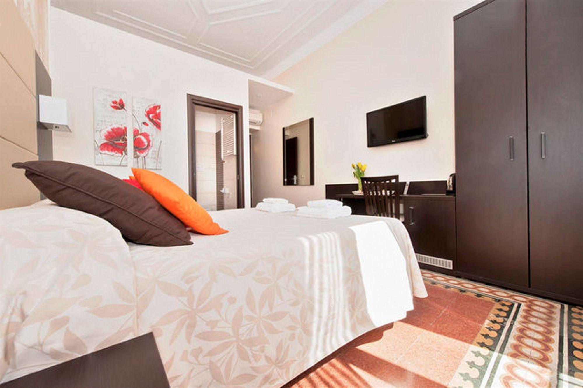 Laterani Suite Рим Екстер'єр фото