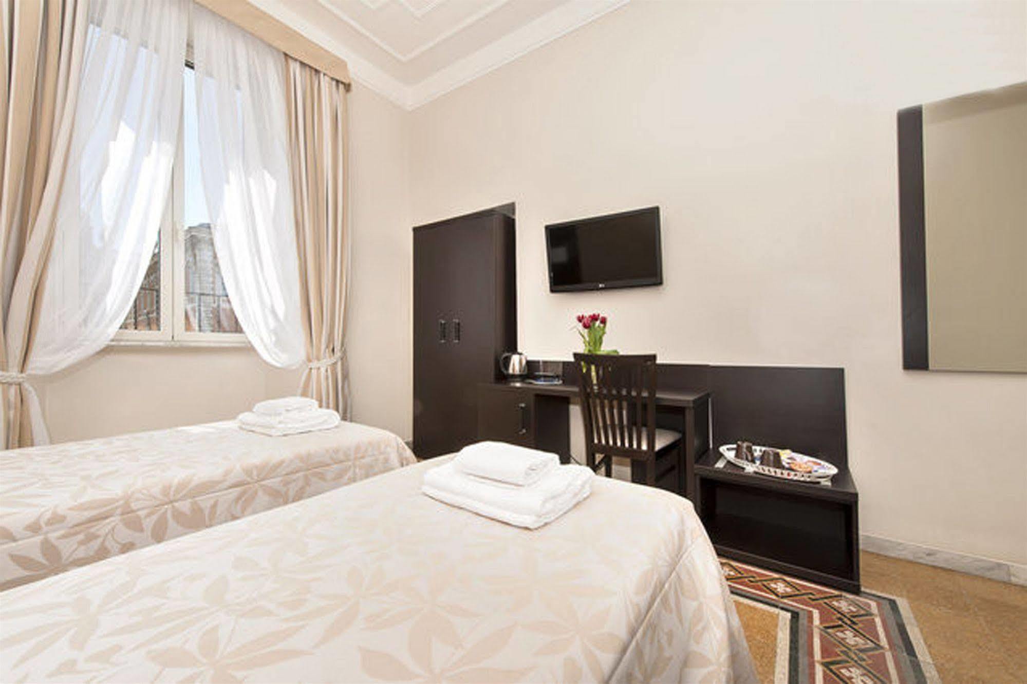 Laterani Suite Рим Екстер'єр фото